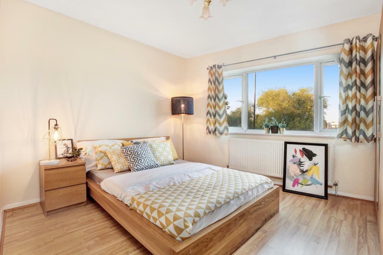 Casa de hóspedes Charming In The Heart Of Chiswick Londres