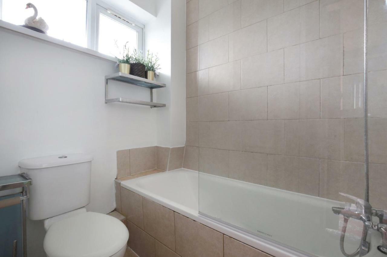 Casa de hóspedes Charming In The Heart Of Chiswick *