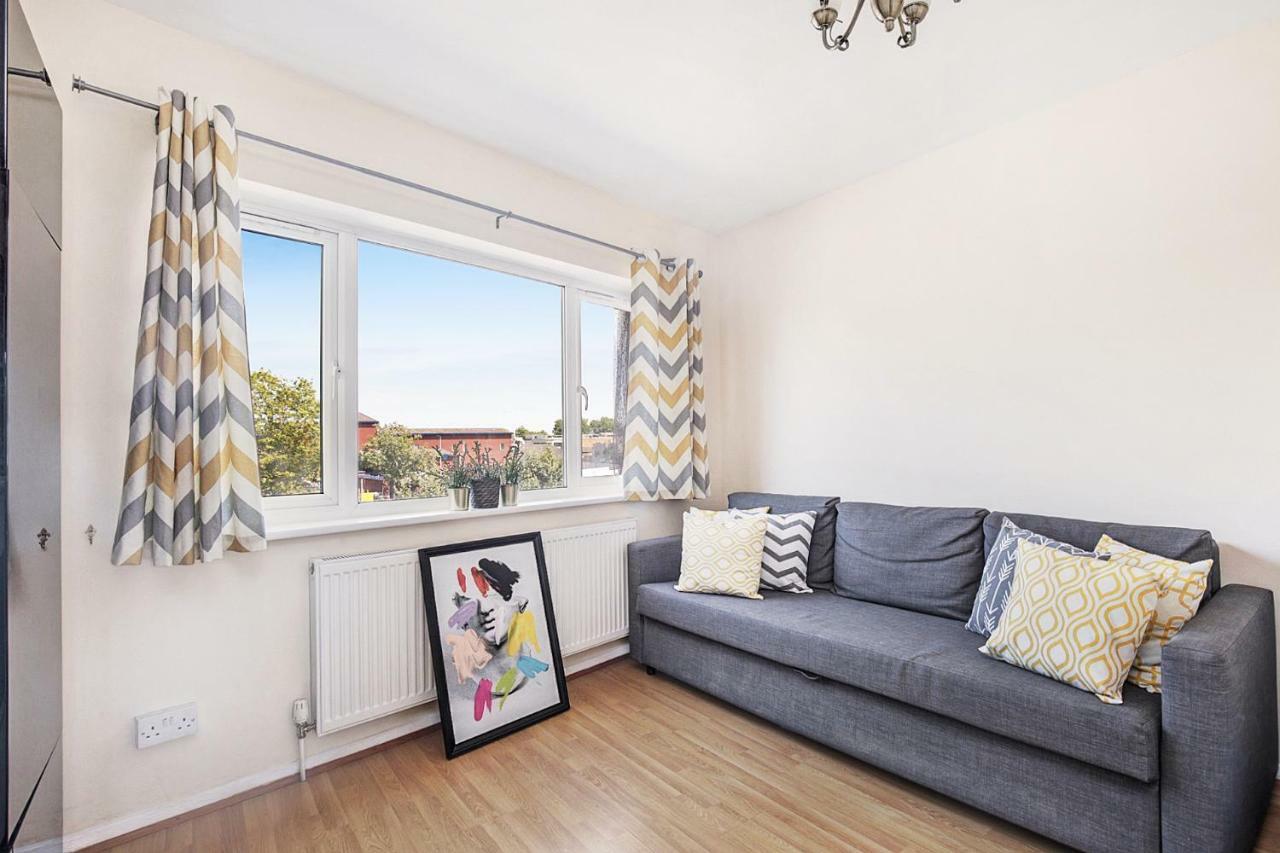 Casa de hóspedes Charming In The Heart Of Chiswick *